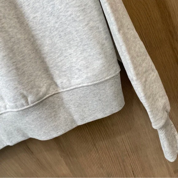 PARKE Light Gray Crewneck Sweatshirt with Red & Blue Flag Print - Picture 6 of 7